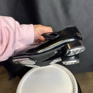 Weissman Black Dress Shoes with Sleek Design